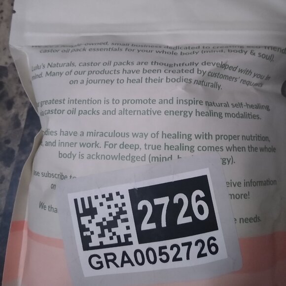 Lulus Naturals Organic Cotton Castor Oil Pads for Breasts - Picture 2 of 3